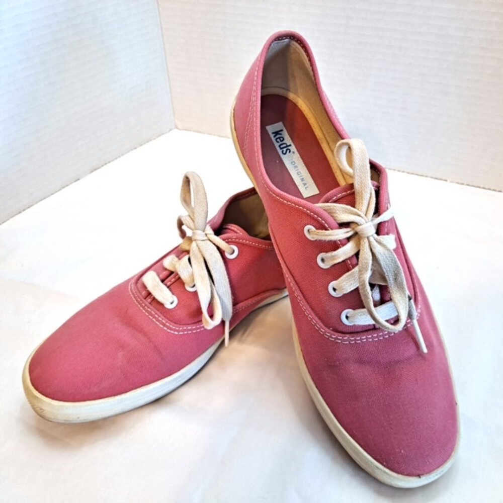 VINTAGE ~ MAGENTA PINK CANVAS ~ SNEAKER TENNIS SHOE  ~ CLASSIC 90s ~KEDS~  SZ 8